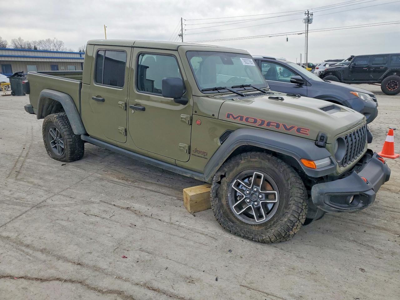 2025 Jeep Gladiator Mojave - Image 4