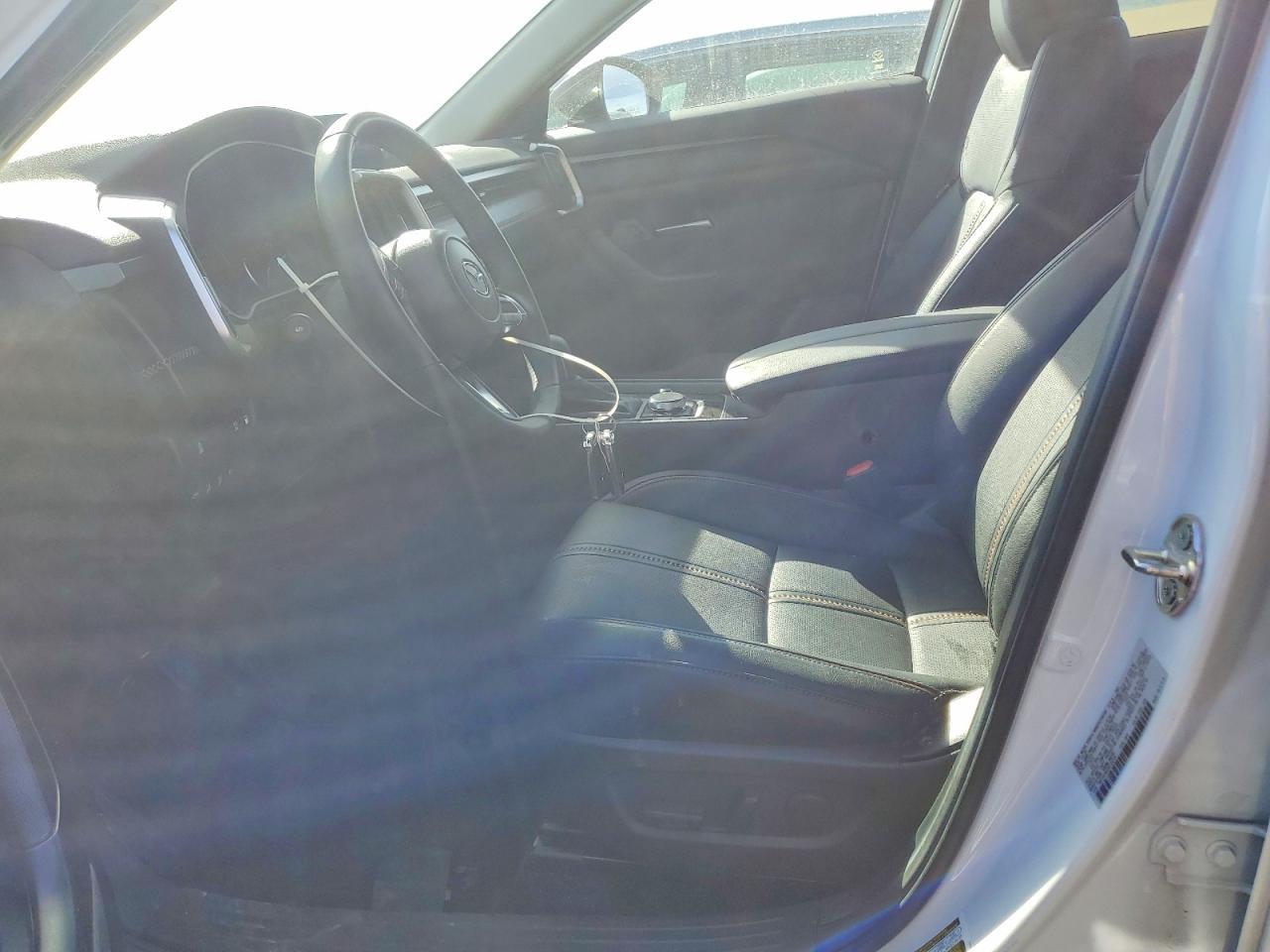 2025 Mazda Cx-50 Premium - Image 7