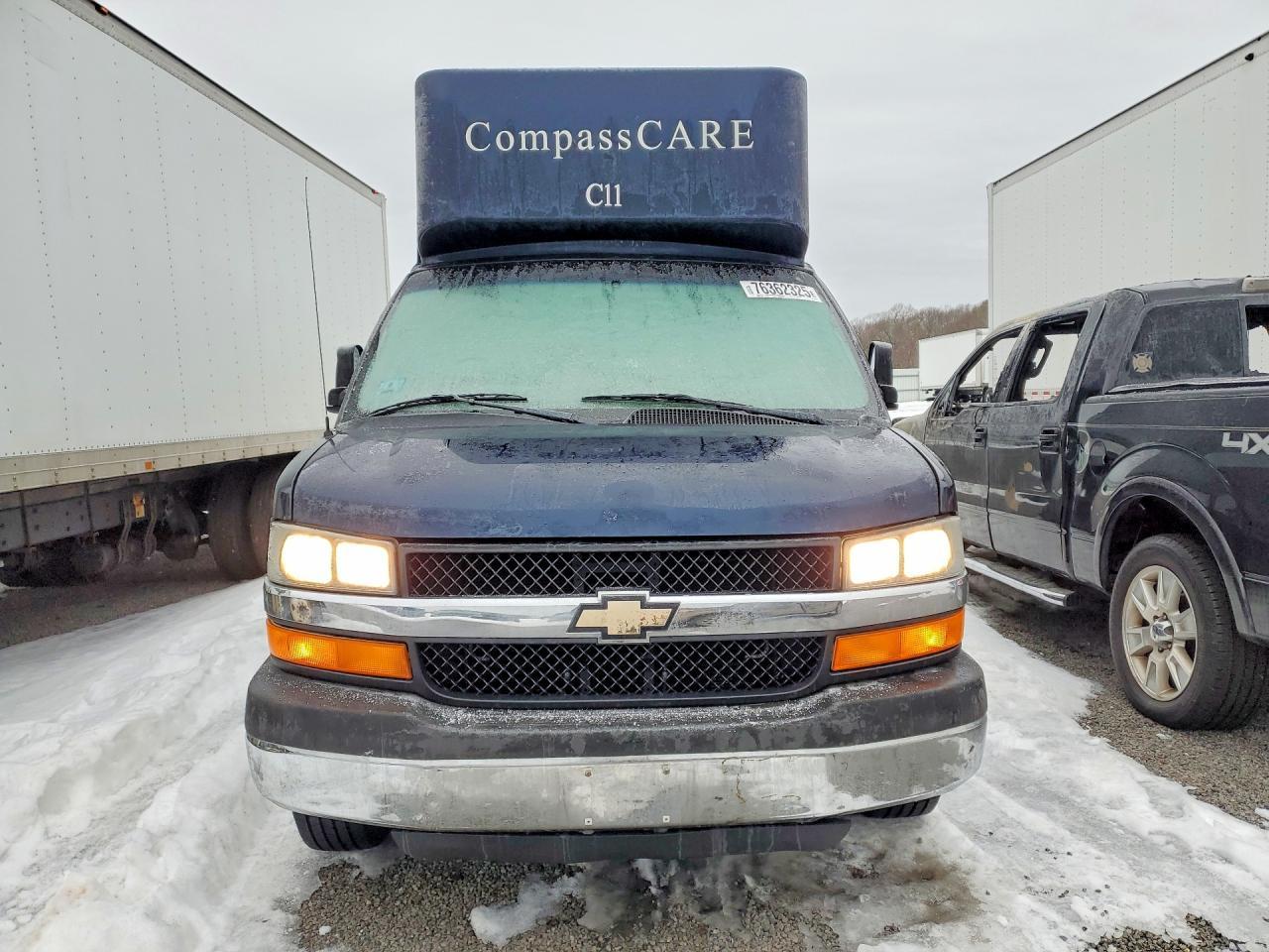 2013 Chevrolet Express G3500 Lt - Image 5
