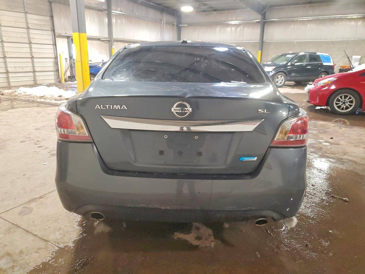 2013 Nissan Altima 2.5 - Фото 6