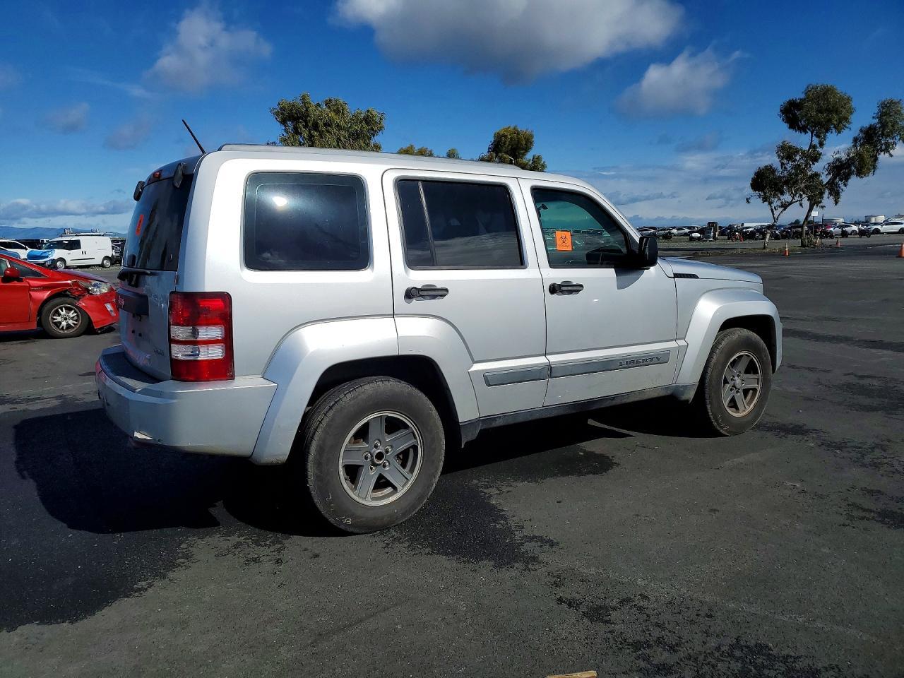 2008 Jeep Liberty Sport - Фото 3