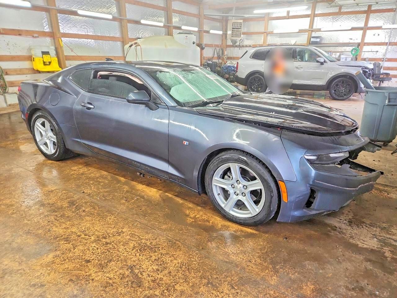 2022 Chevrolet Camaro Ls - Фото 4