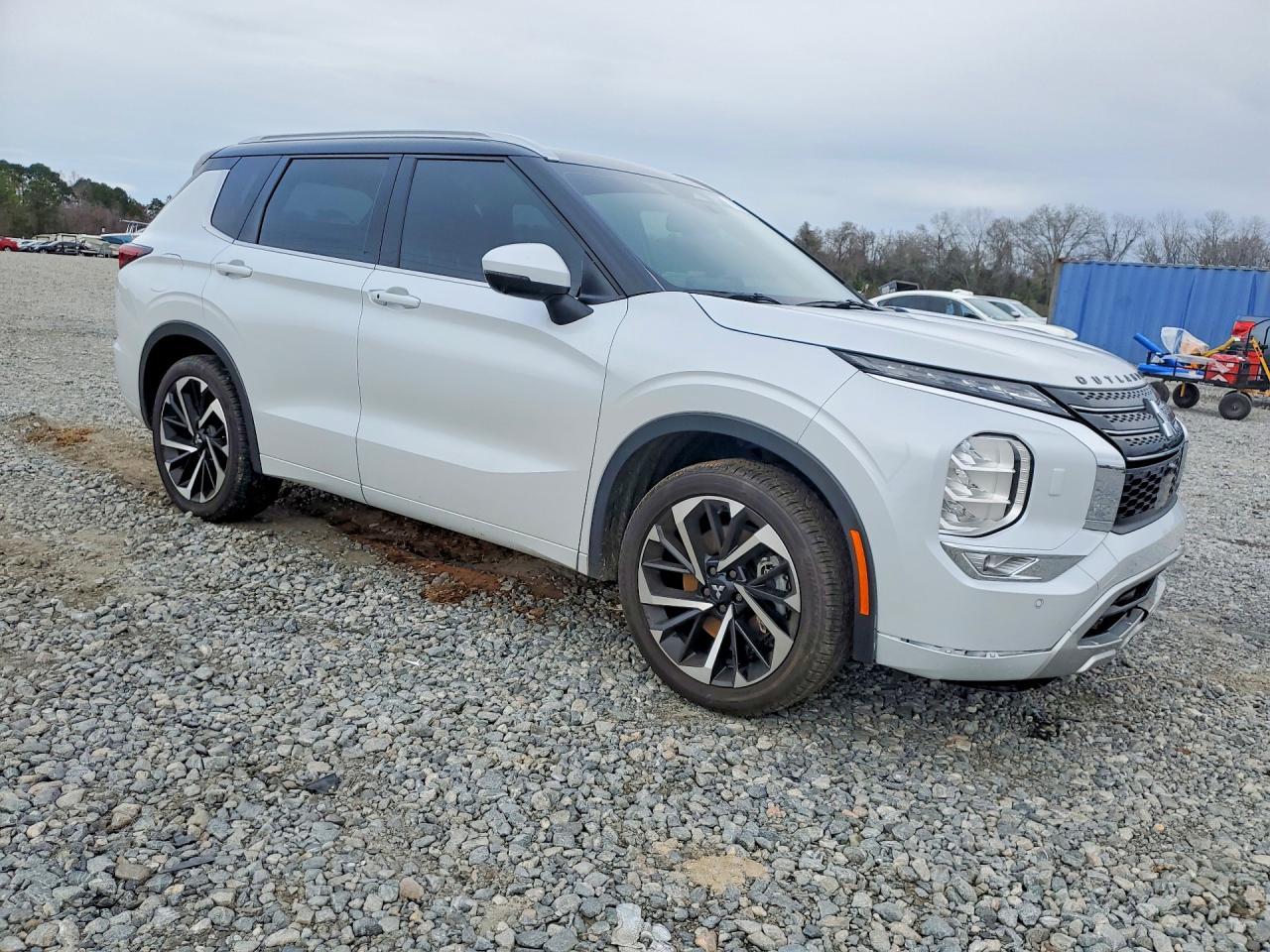 2023 Mitsubishi Outlander Sel - Фото 4