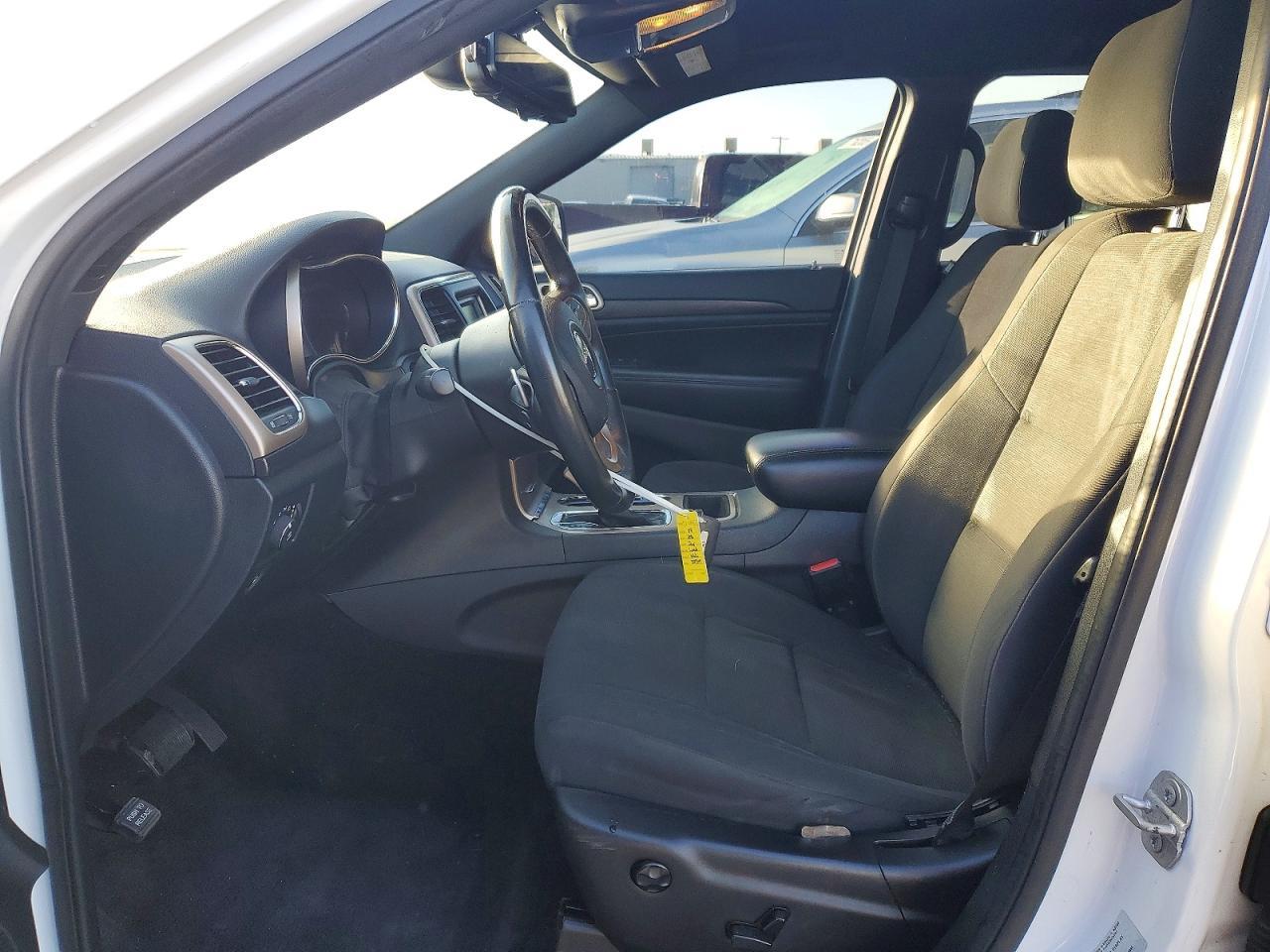 2016 Jeep Grand Cherokee Laredo - Image 7