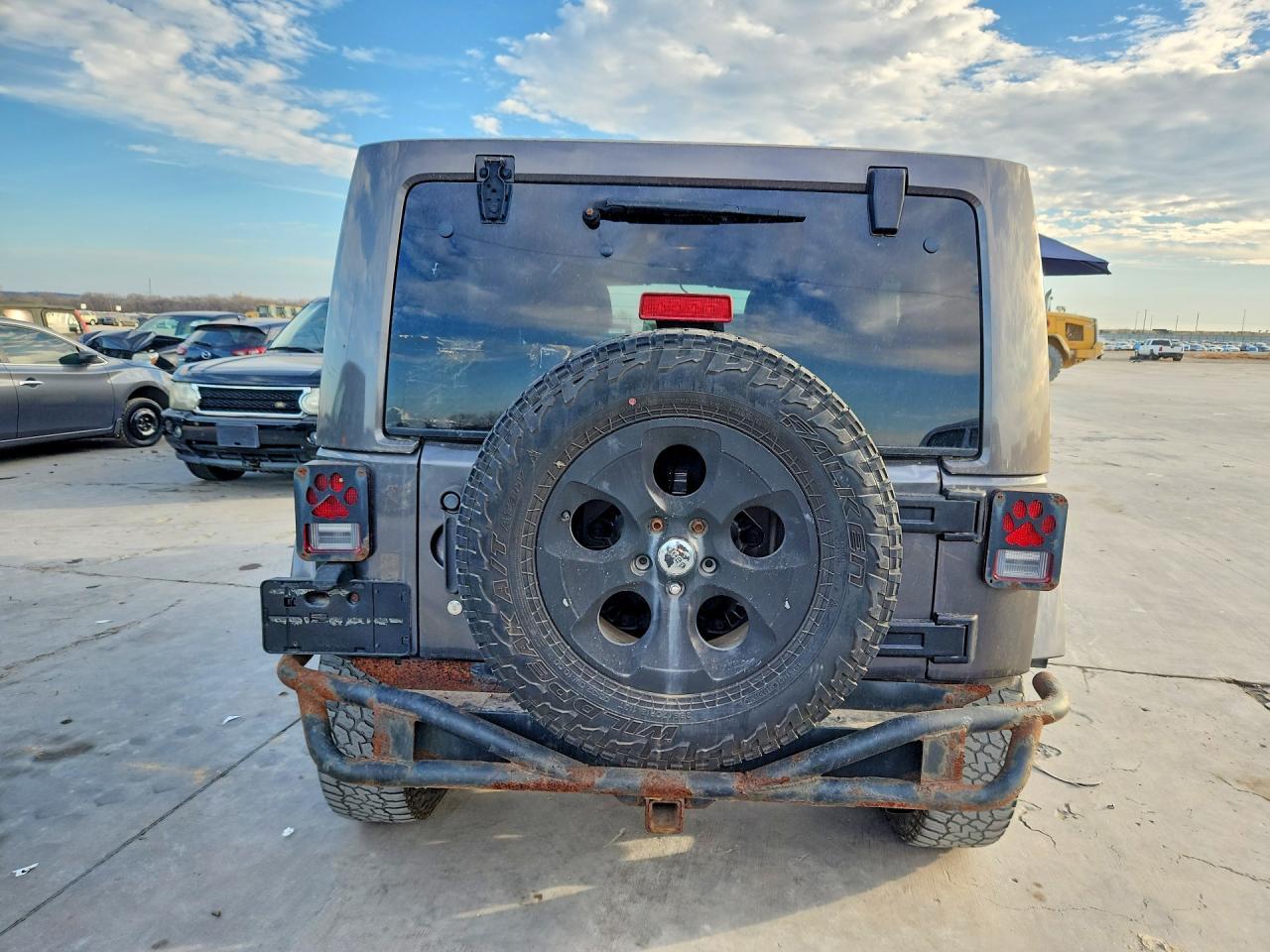 2014 Jeep Wrangler Unlimited Sahara - Фото 6