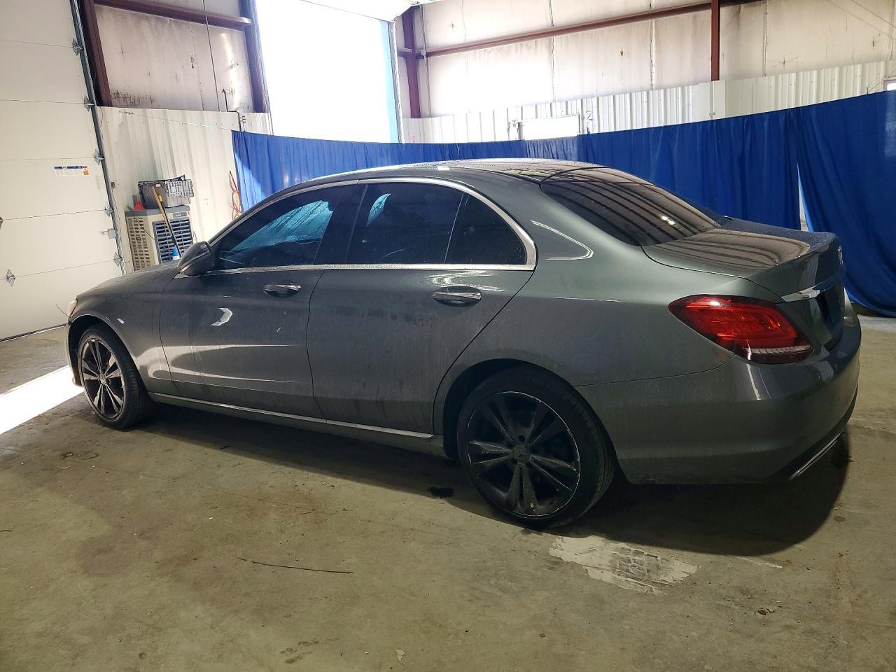 2020 Mercedes-Benz C 300 4Matic - Фото 2
