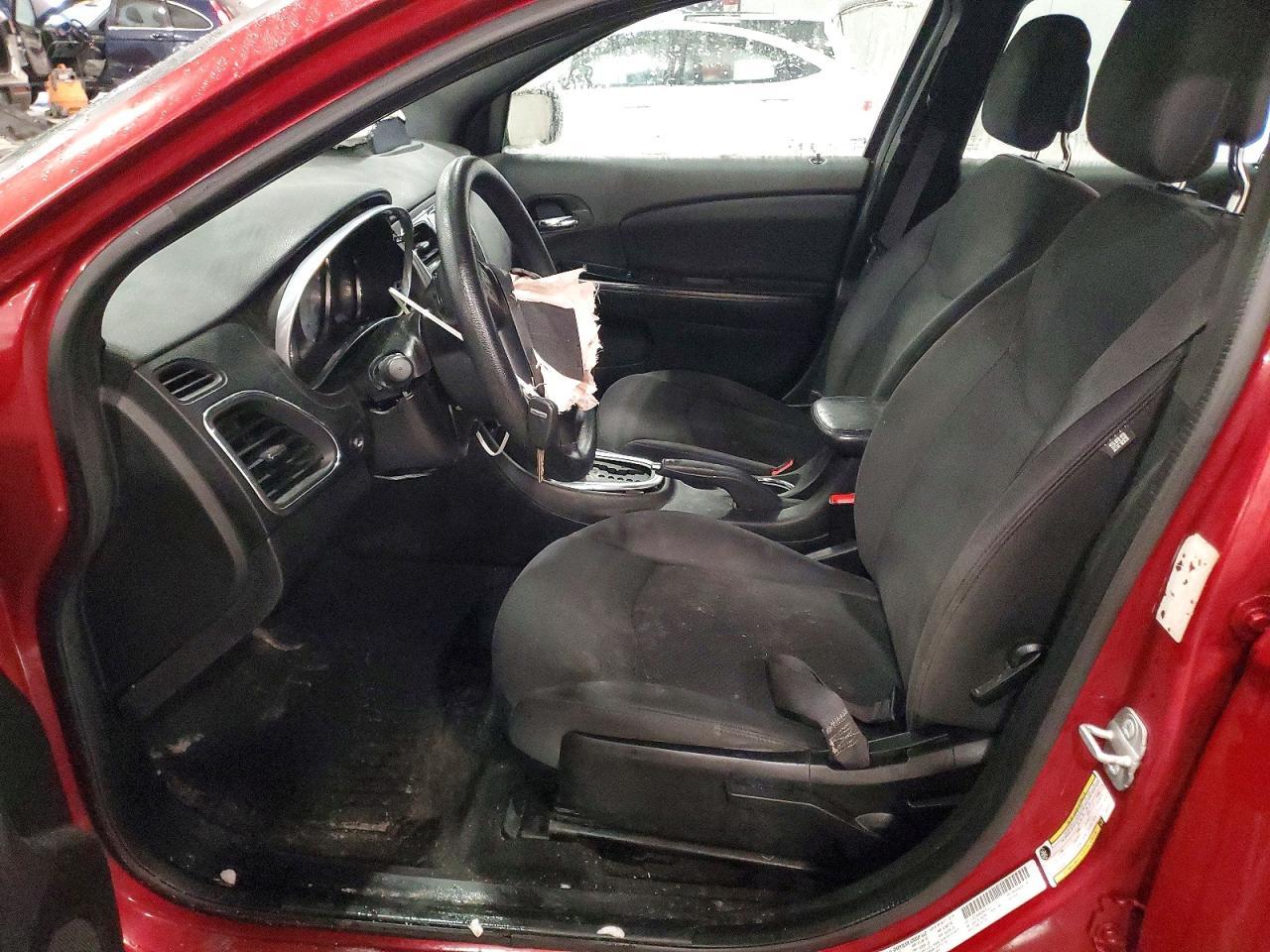 2014 Chrysler 200 Lx - Фото 7