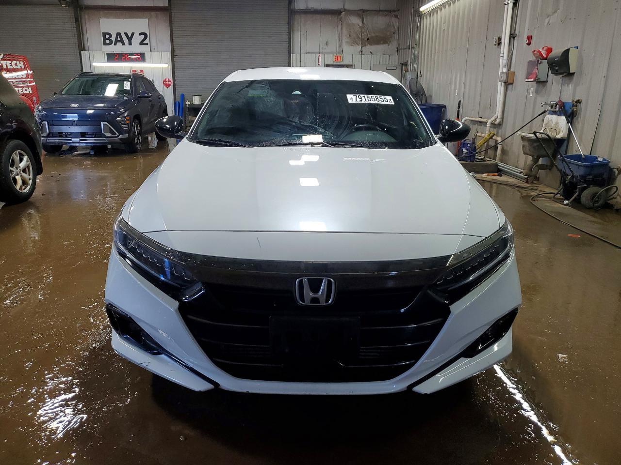 2022 Honda Accord Sport - Image 5
