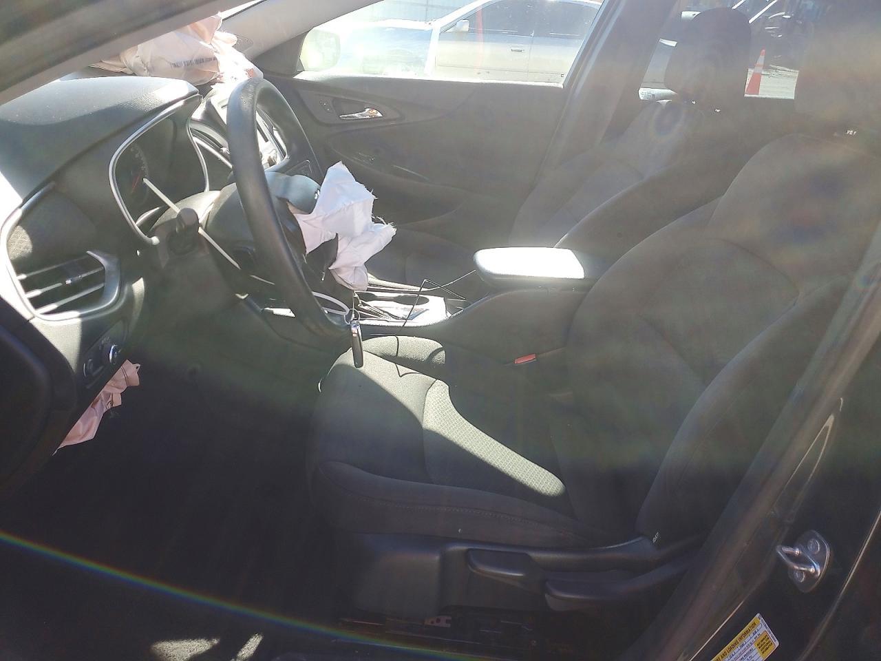 2017 Chevrolet Malibu Ls - Image 7