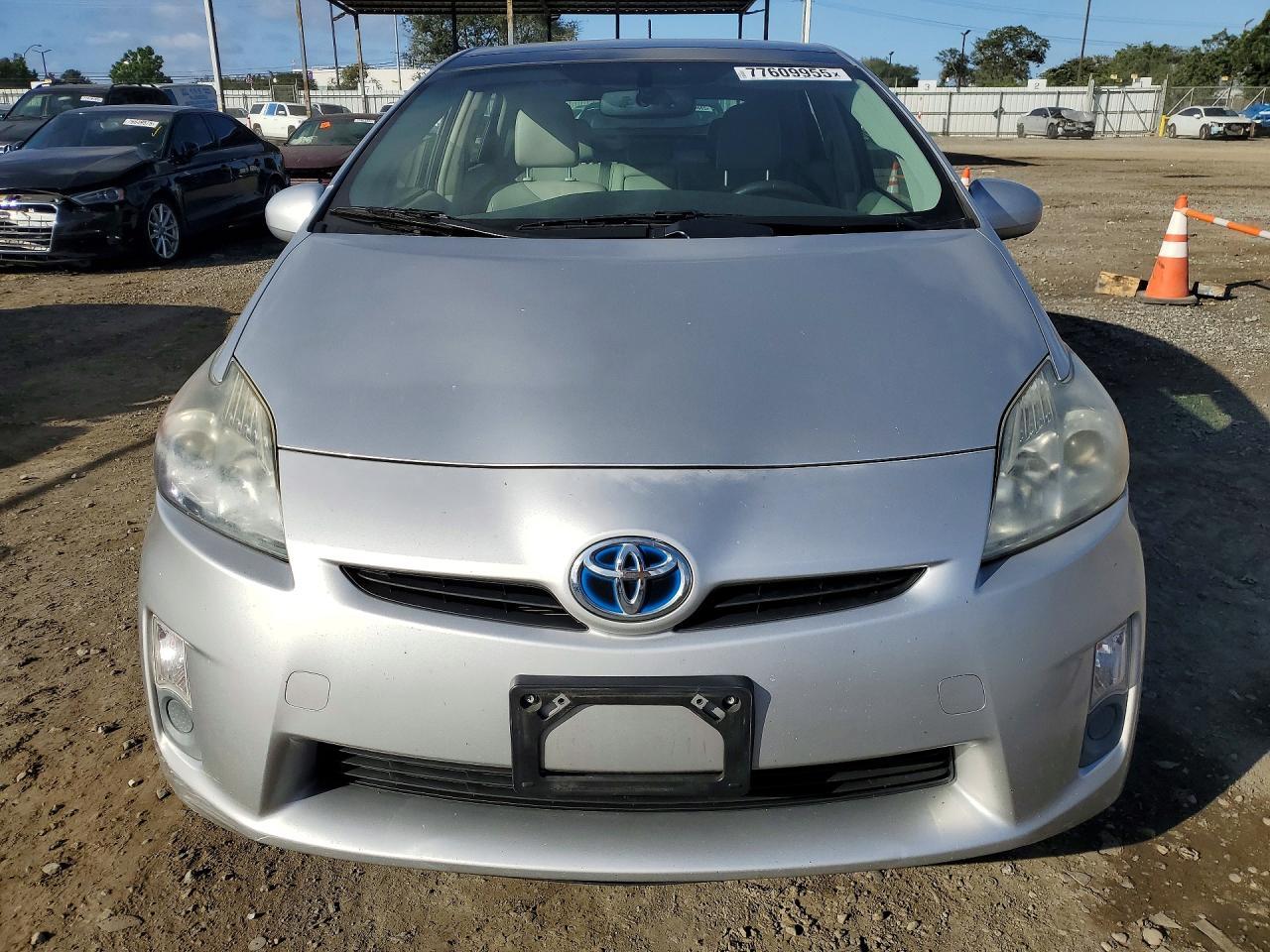 2011 Toyota Prius - Фото 5