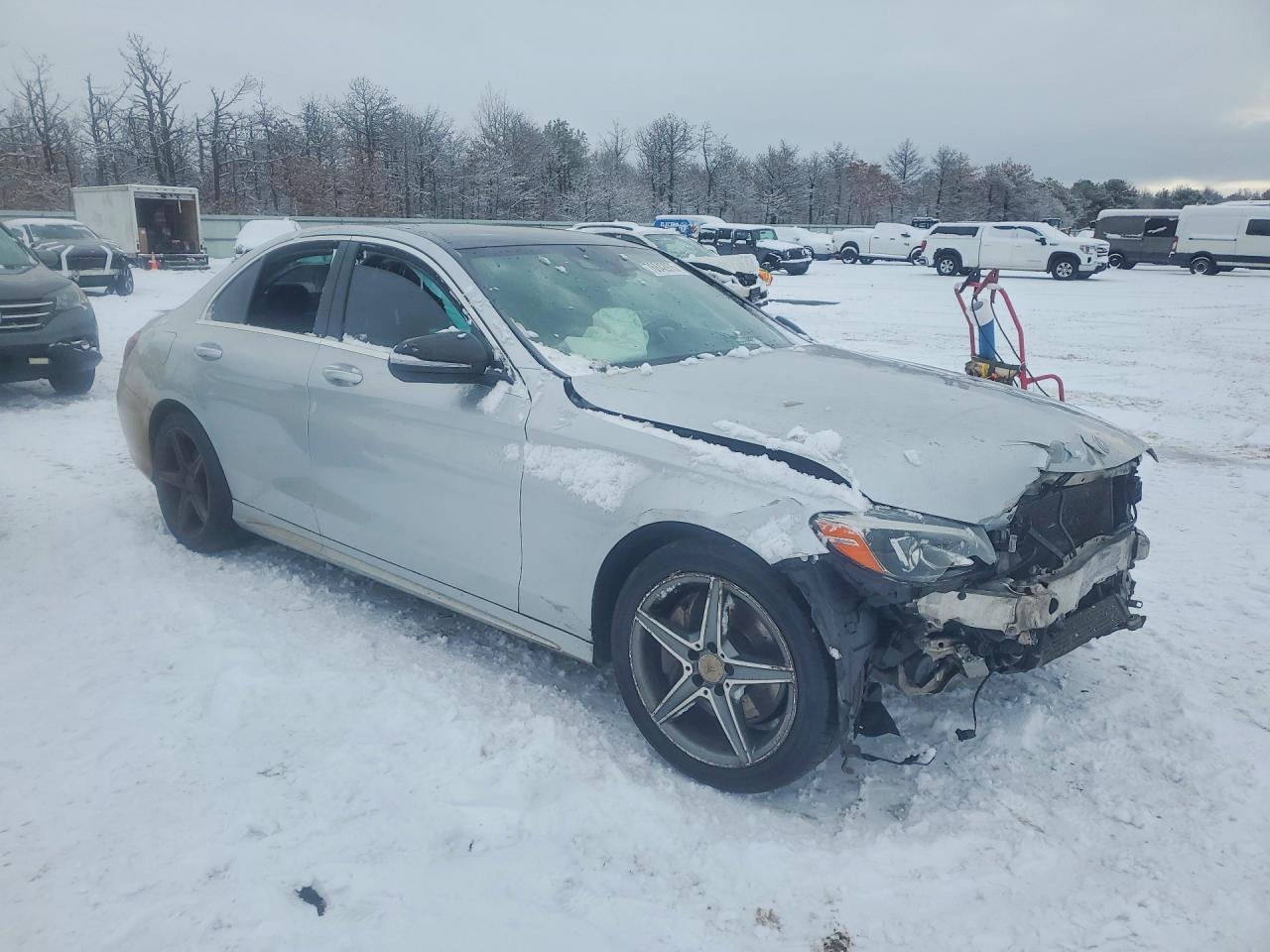 2015 Mercedes-Benz C 300 4Matic - Фото 4