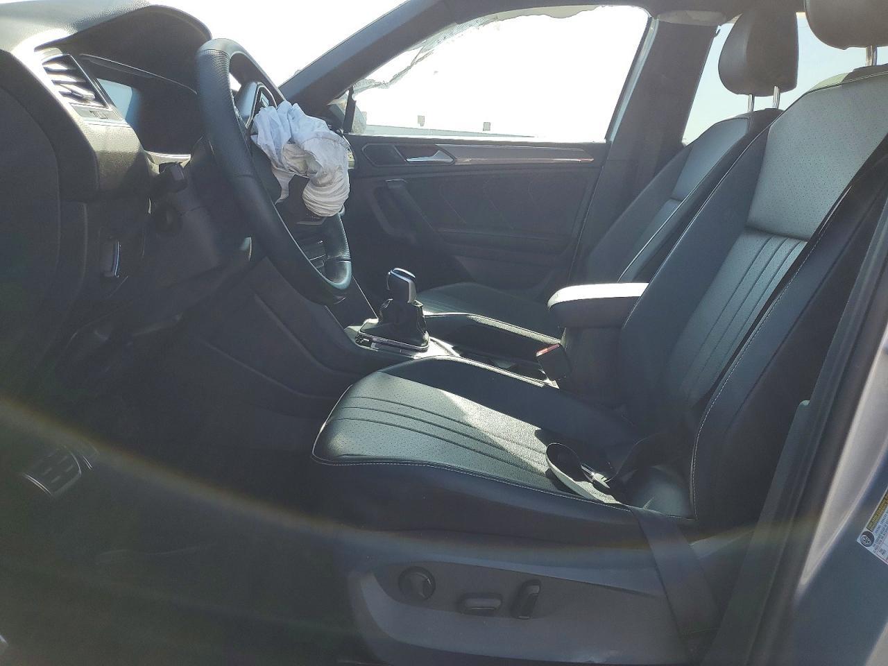 2024 Volkswagen Tiguan Se R-Line Black - Фото 7