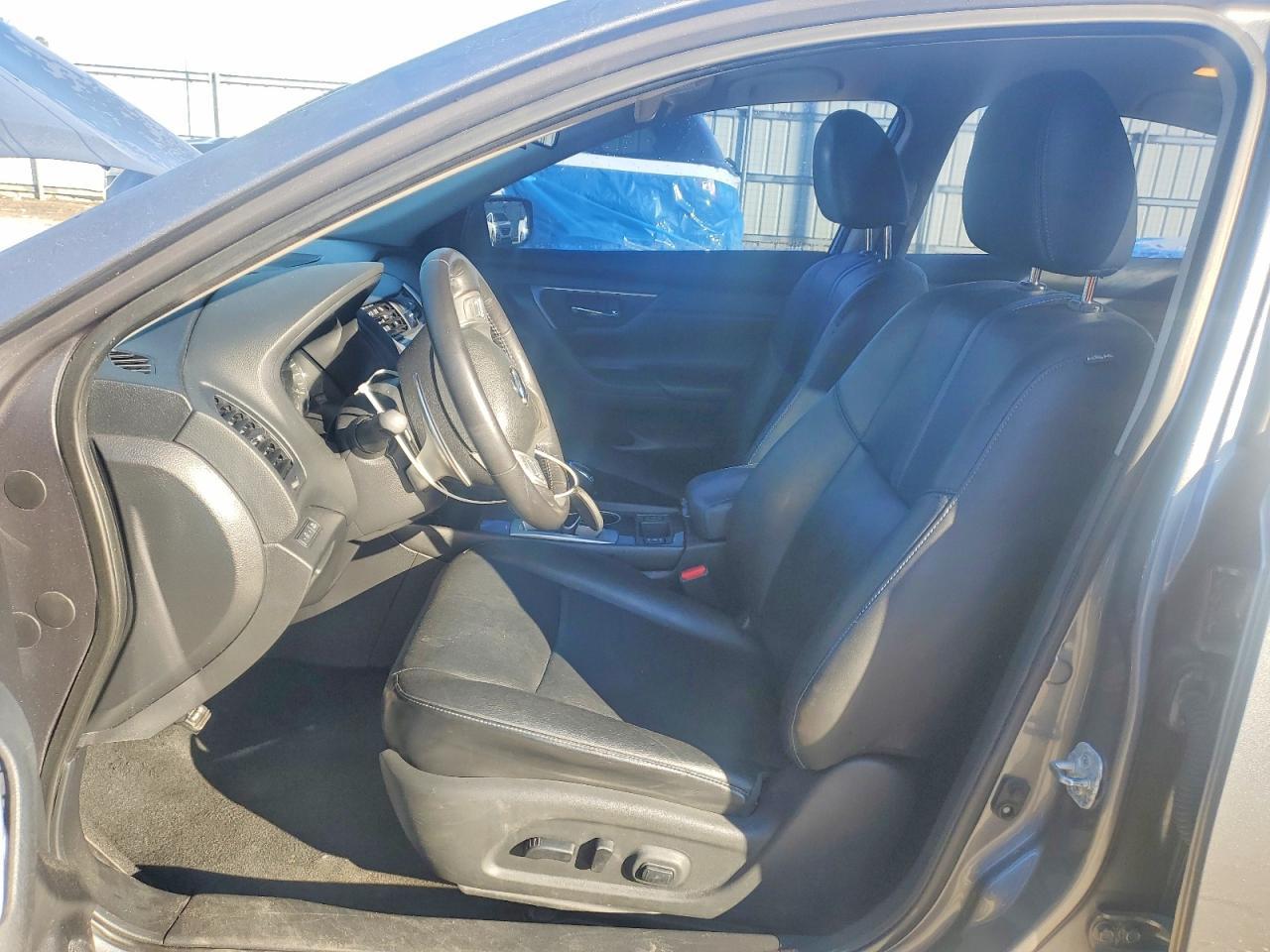 2018 Nissan Altima 2.5 Sr - Image 7