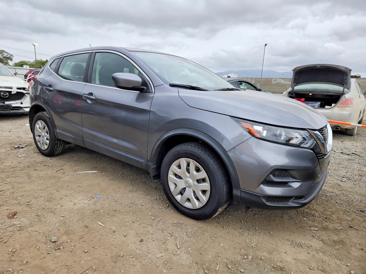 2020 Nissan Rogue Sport S - Фото 4