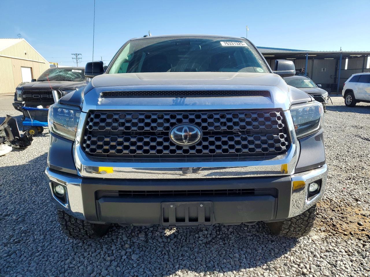2019 Toyota Tundra Crewmax Sr5 - Image 5