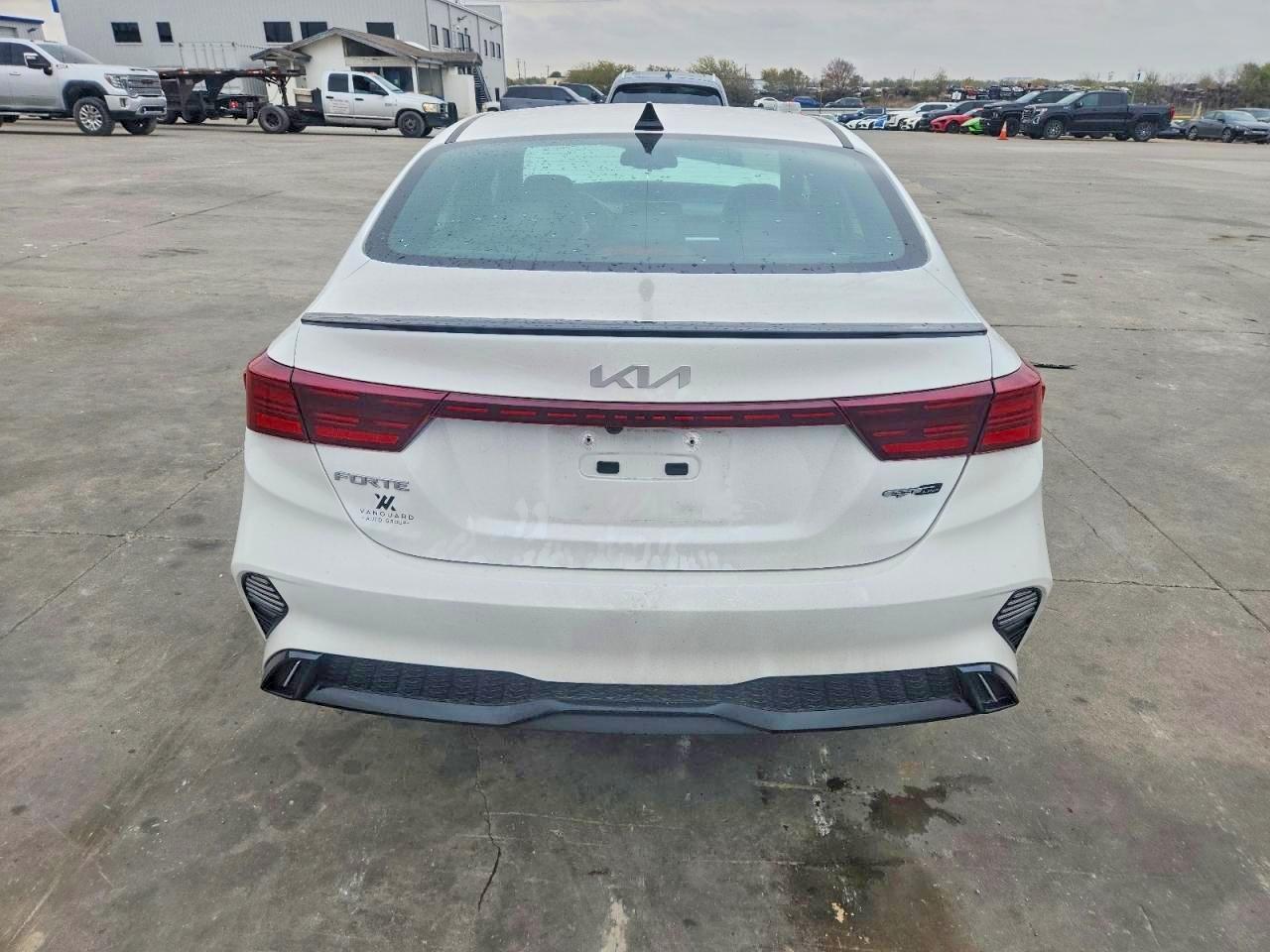 2024 Kia Forte Gt-Line - Фото 6