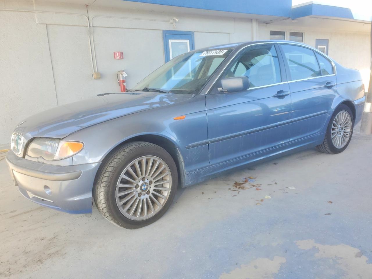2002 BMW 330 Xi