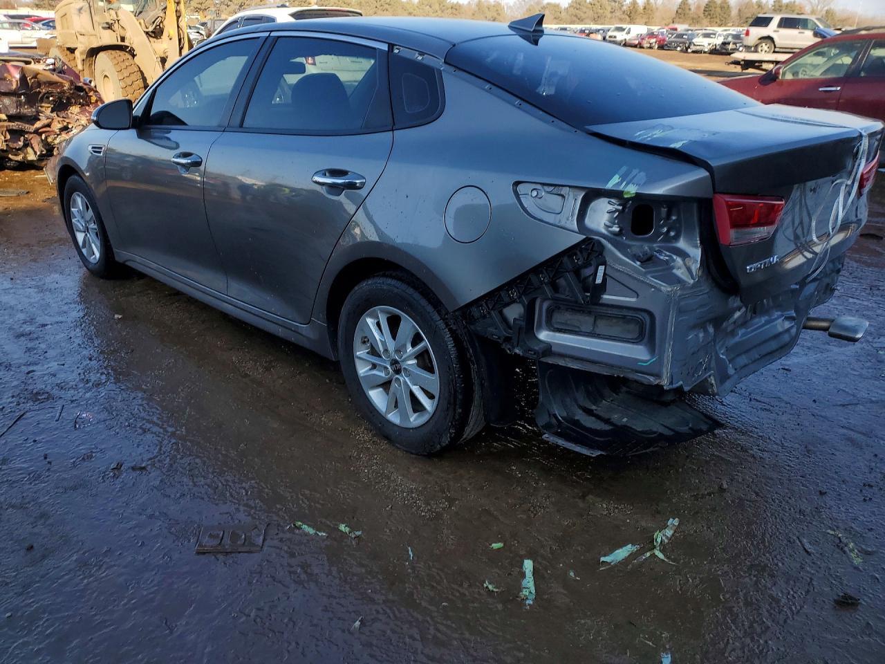 2017 Kia Optima Lx - Фото 2