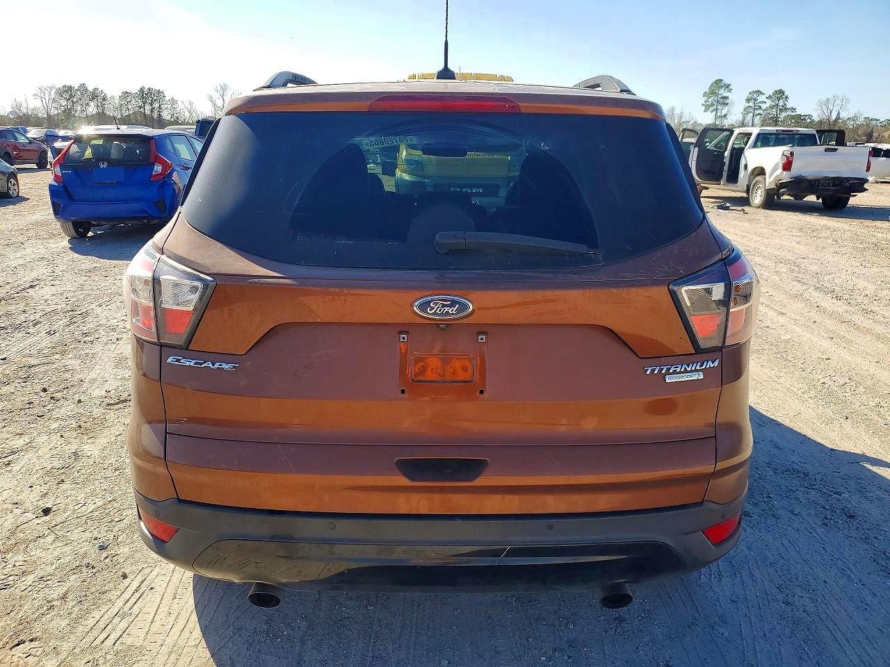 2017 Ford Escape Titanium - Фото 6