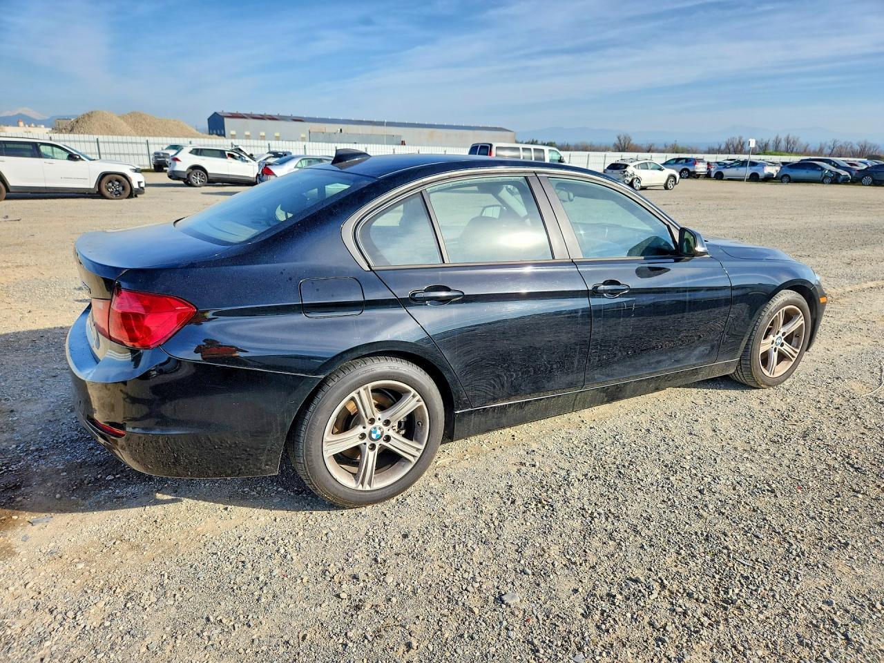 2013 BMW 328 I - Image 3