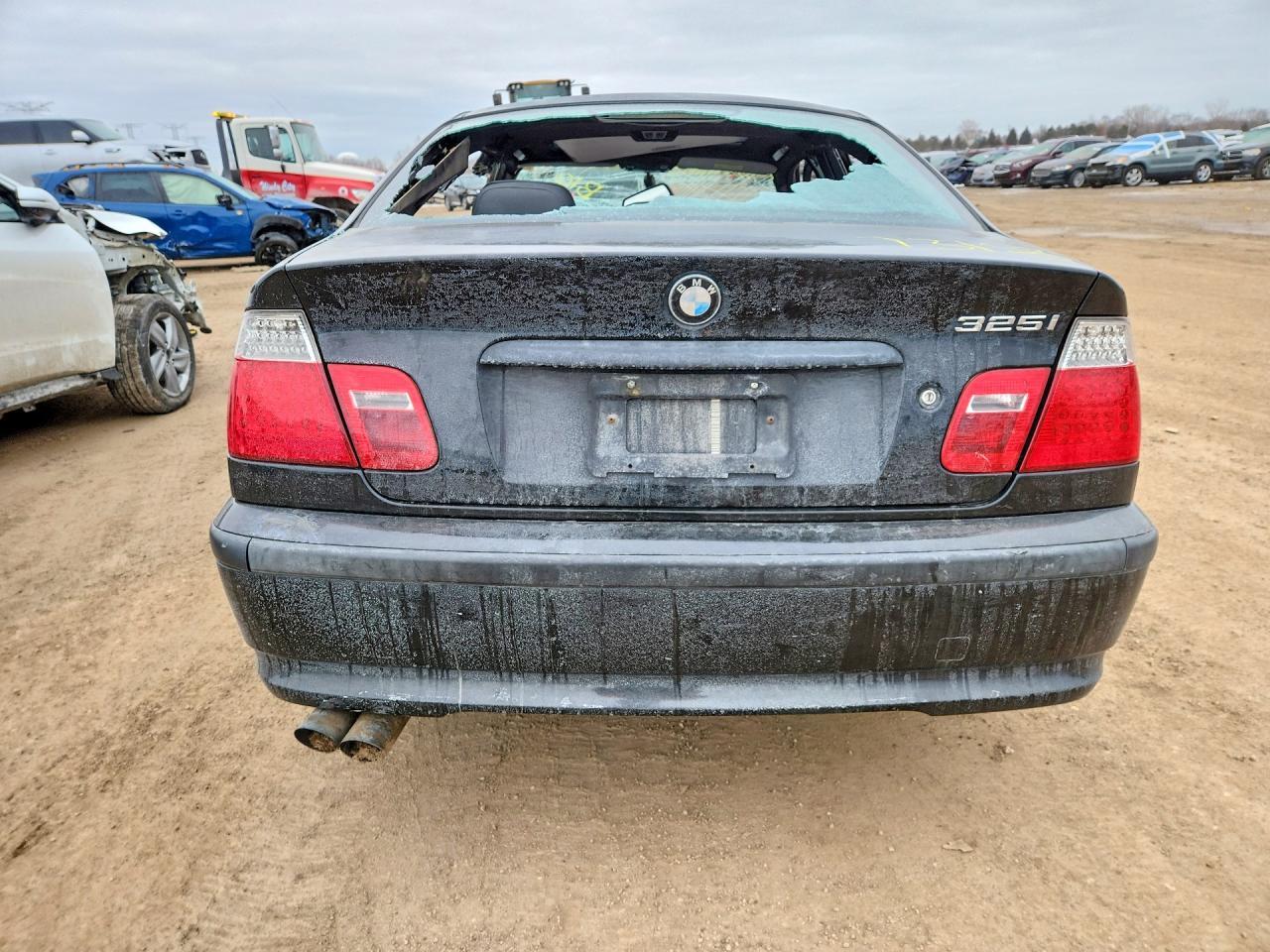 2003 BMW 325 I - Image 6