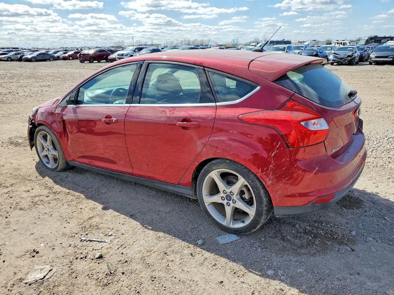 2014 Ford Focus Titanium - Фото 2