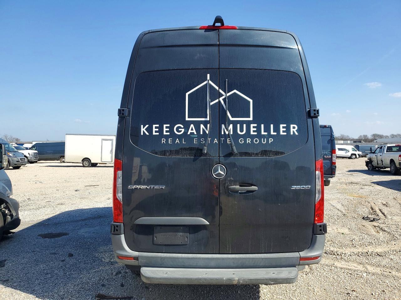 2019 Mercedes-Benz Sprinter 2500 - Image 6