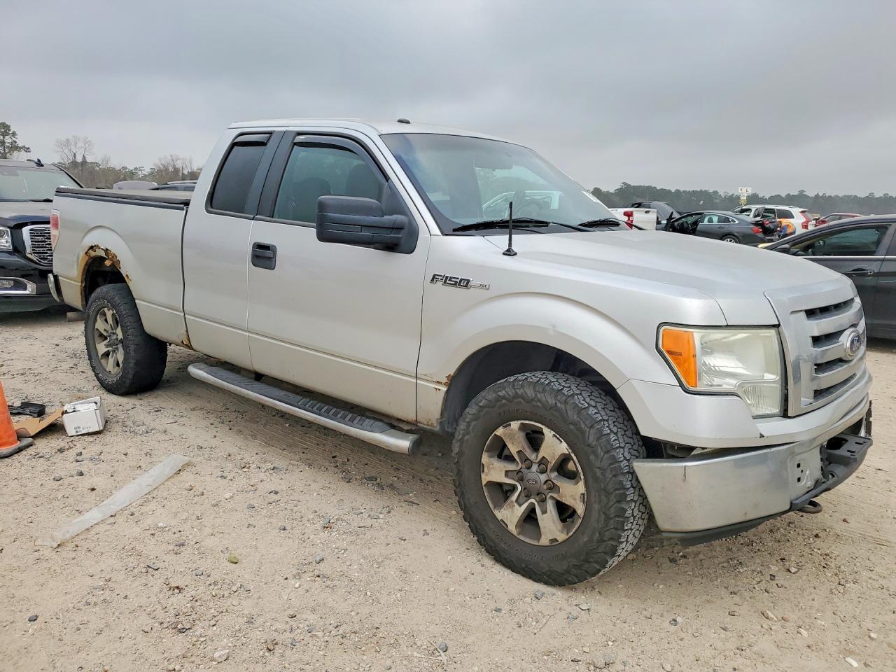 2012 Ford F150 Super Cab - Image 4