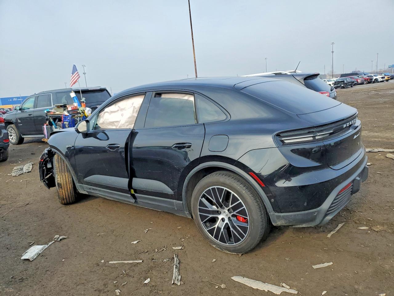 2025 Porsche Macan 4S - Фото 2