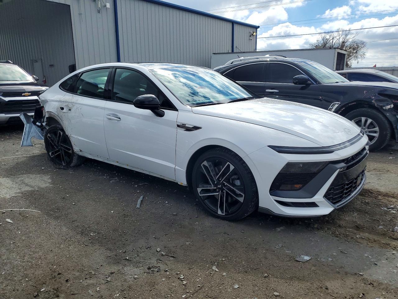 2025 Hyundai Sonata N Line - Фото 4