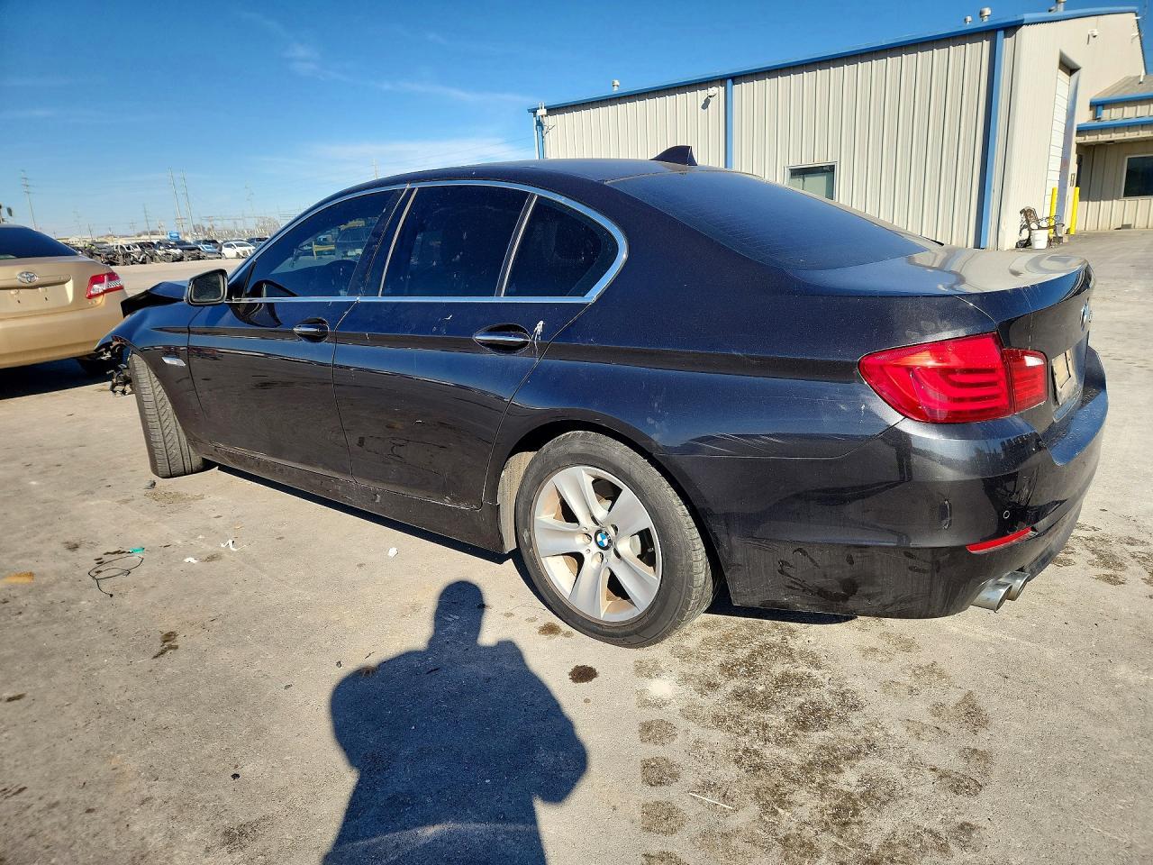 2011 BMW 5 Series 5 - Image 2