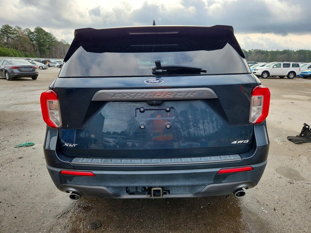 2022 Ford Explorer Xlt - Image 6