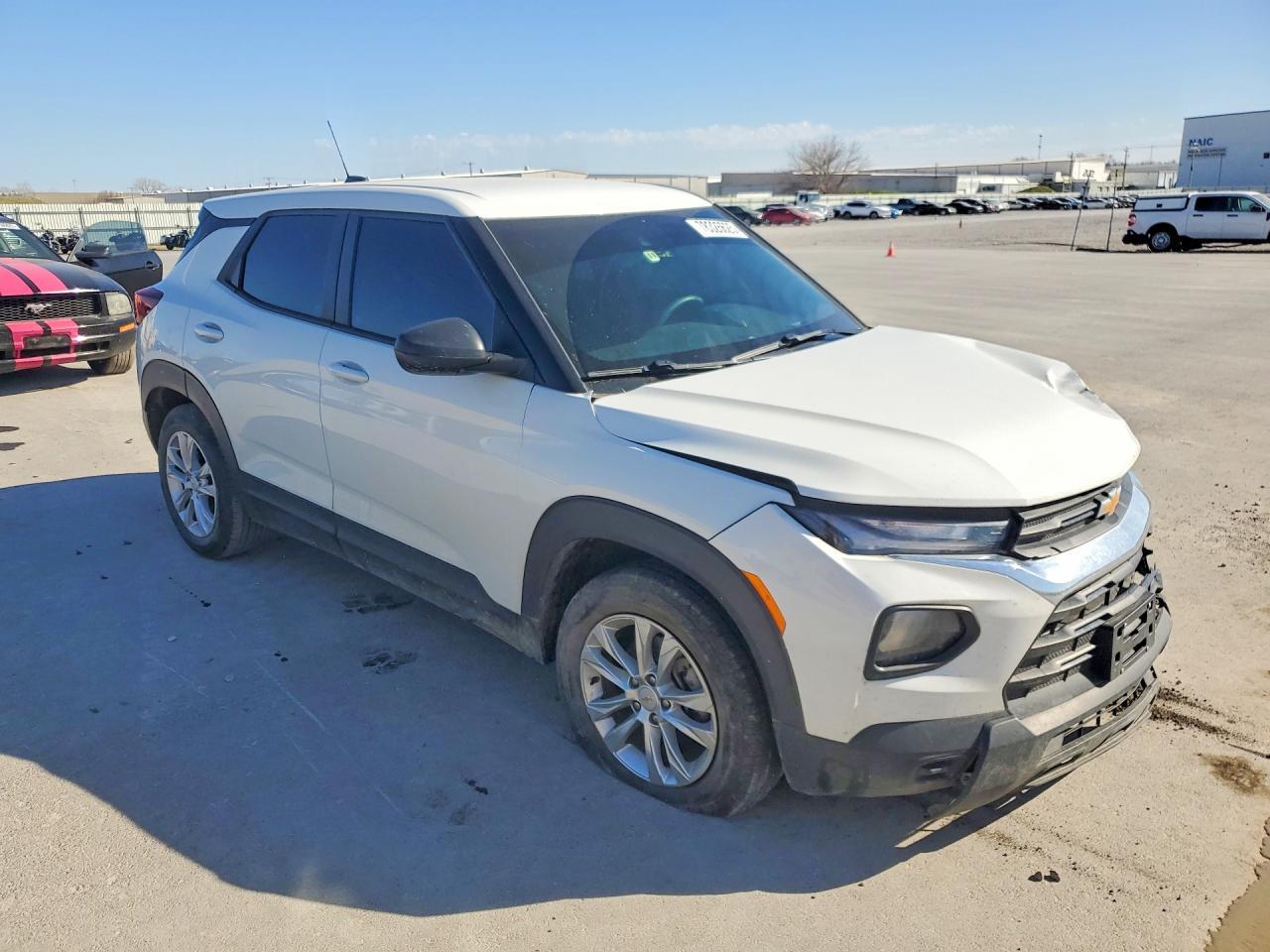 2023 Chevrolet Trailblazer Ls - Фото 4