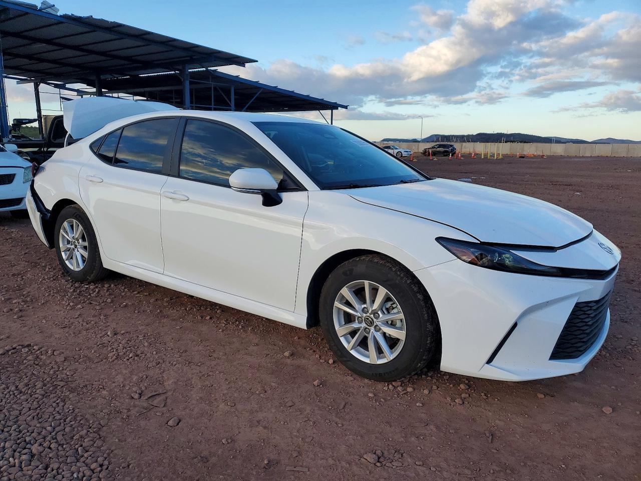 2025 Toyota Camry - Фото 4