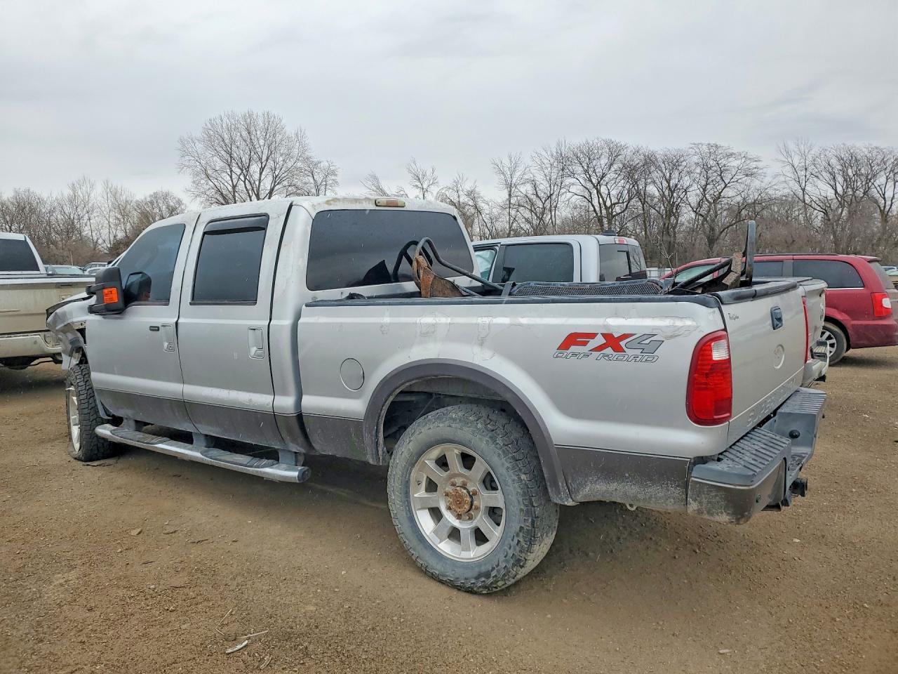 2009 Ford F250 Super Duty - Image 2