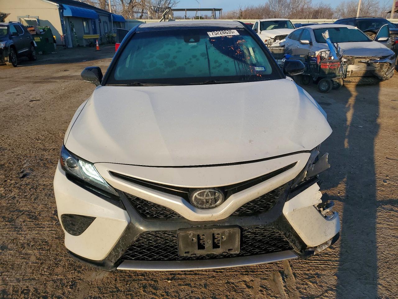 2019 Toyota Camry Xse - Фото 5