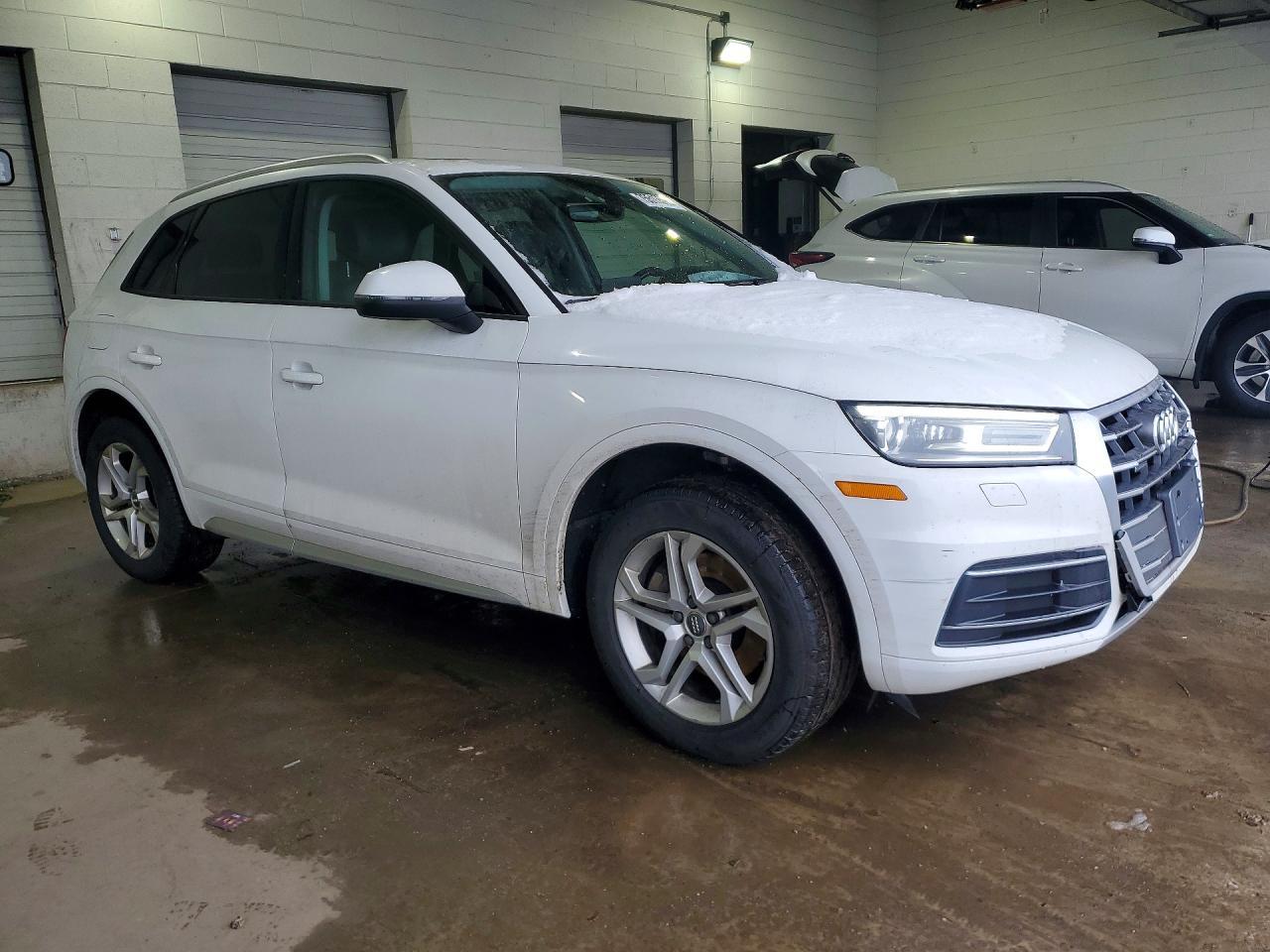 2018 Audi Q5 Premium - Image 4
