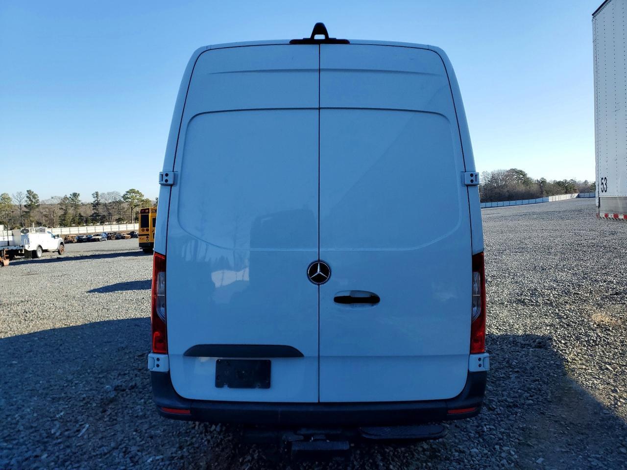 2019 Mercedes Benz Sprinter Utility / Service Van - Image 6