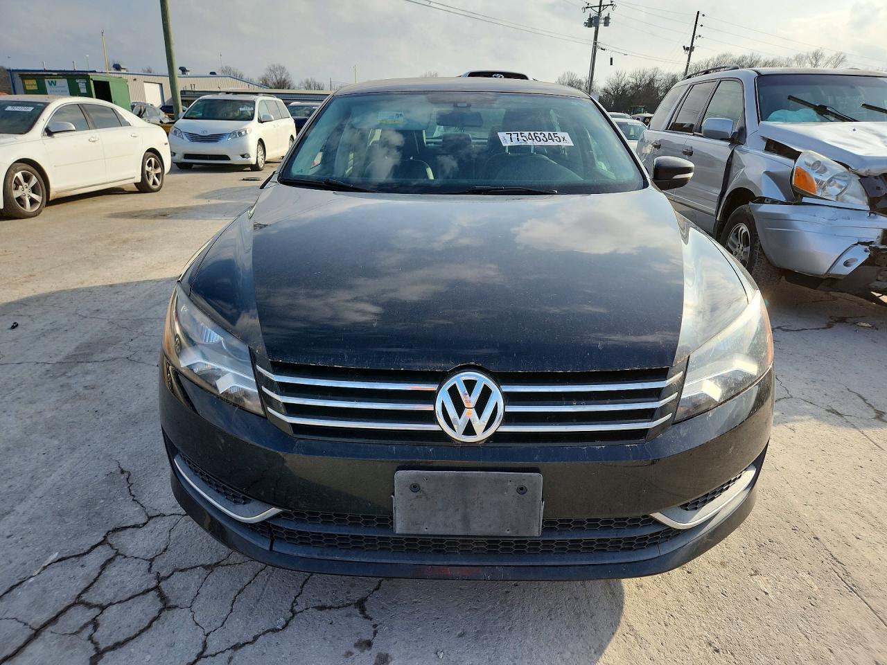 2013 Volkswagen Passat S - Фото 5