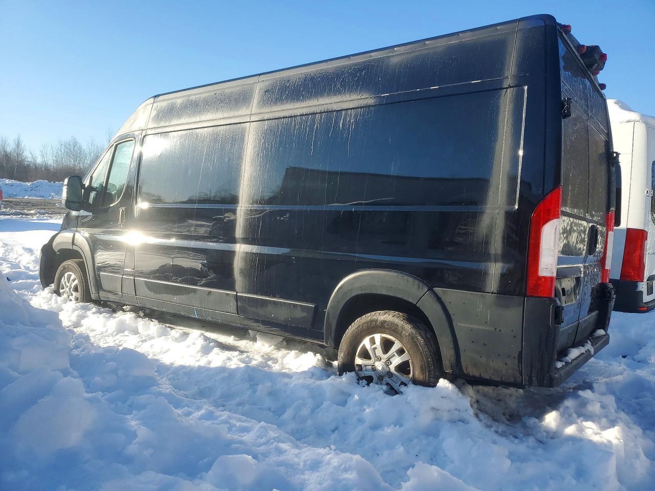 2023 Ram Promaster 2500 High Roof Delivery Van - Фото 2