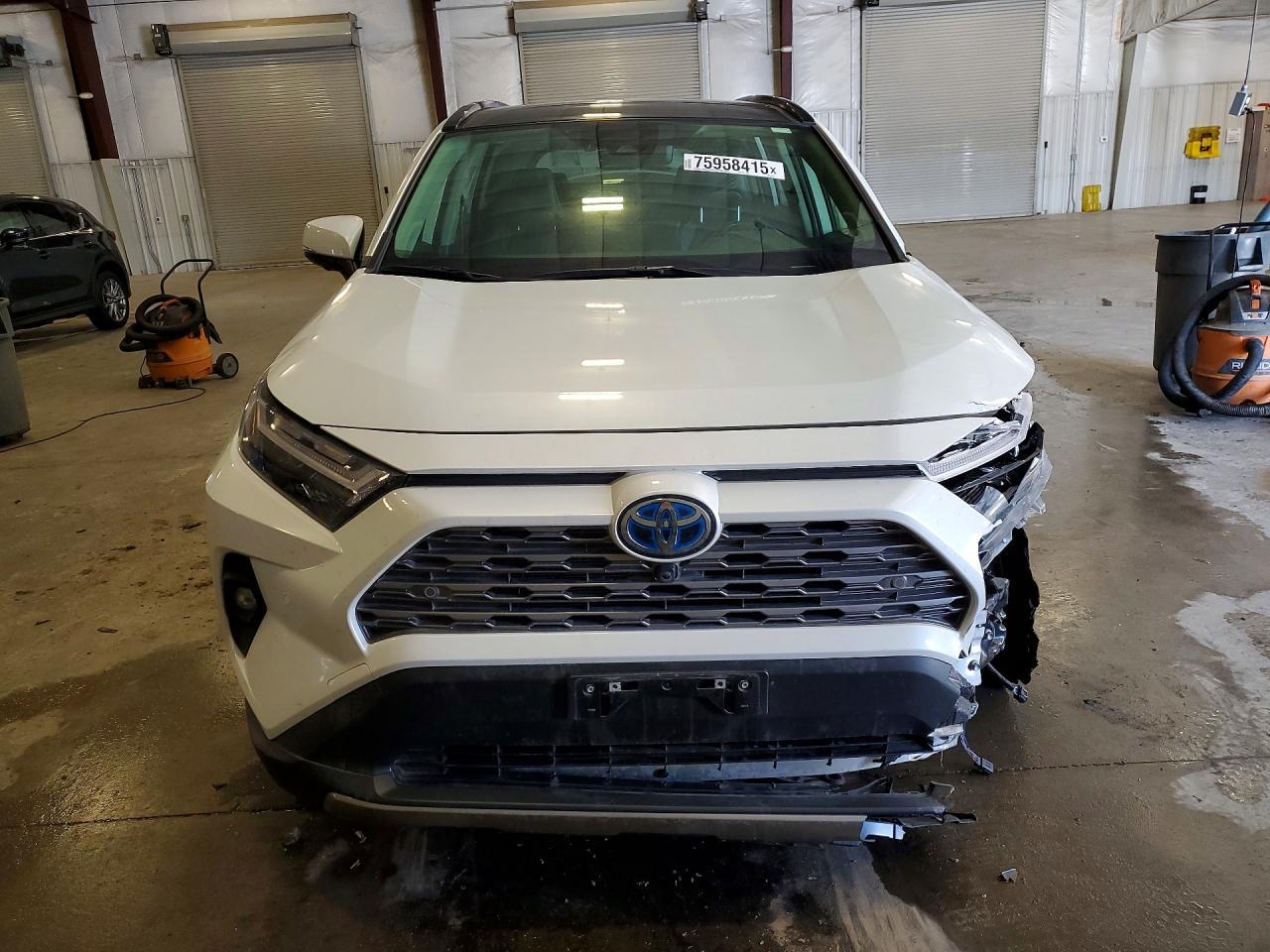 2024 Toyota Rav4 Limited - Фото 5