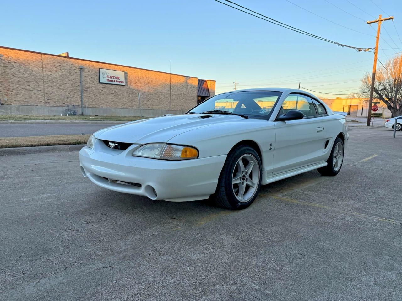 1997 Ford Mustang Cobra - Фото 2