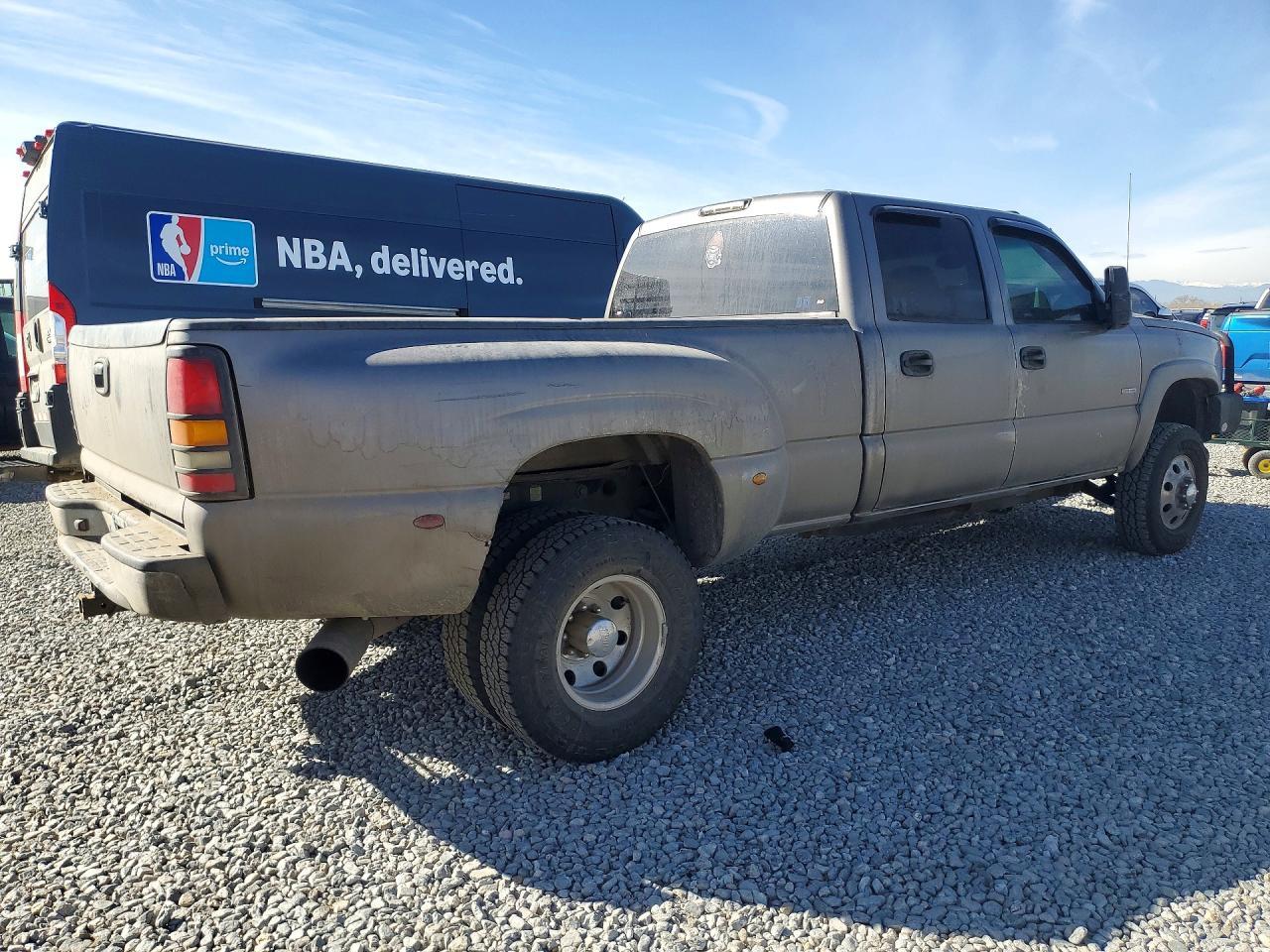 2006 Chev Silverado K3500 - Фото 3