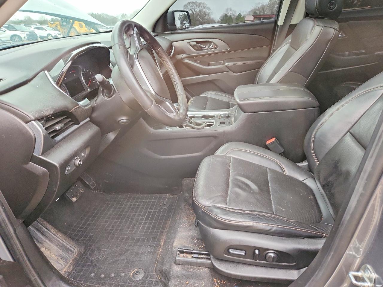 2018 Chevrolet Traverse Premier - Фото 7