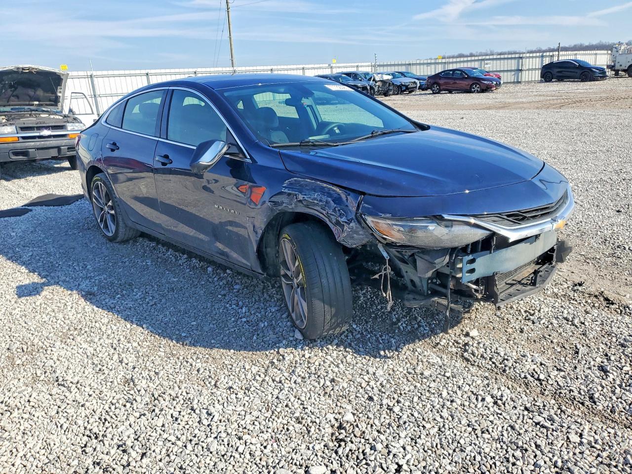 2022 Chevrolet Malibu Lt - Фото 4