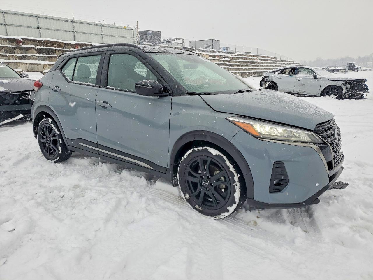 2022 Nissan Kicks Sr - Фото 4