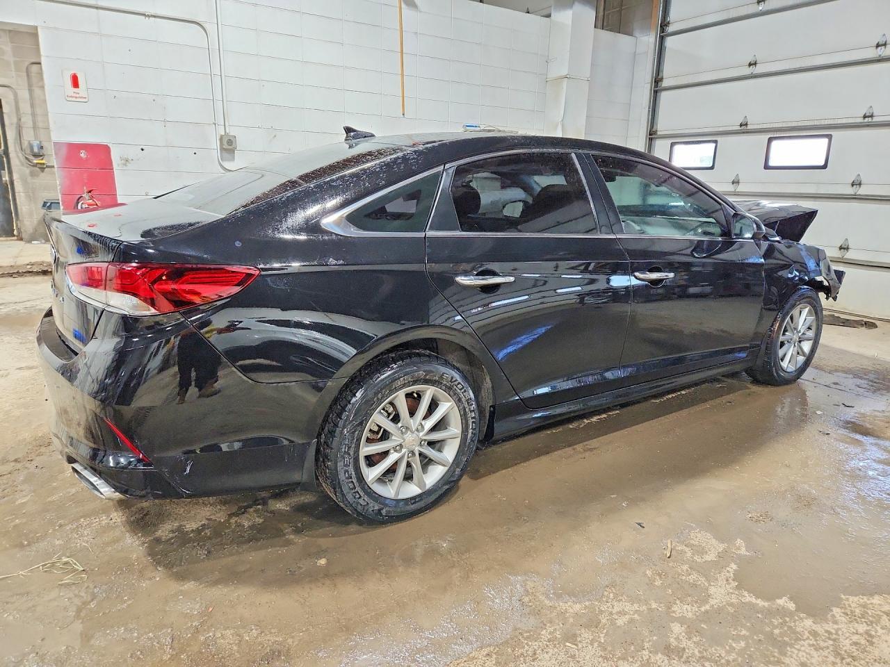 2019 Hyundai Sonata - Фото 3