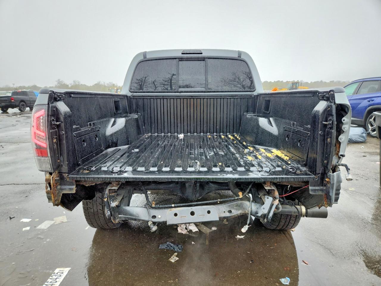 2006 Toyota Tacoma V6 - Image 6