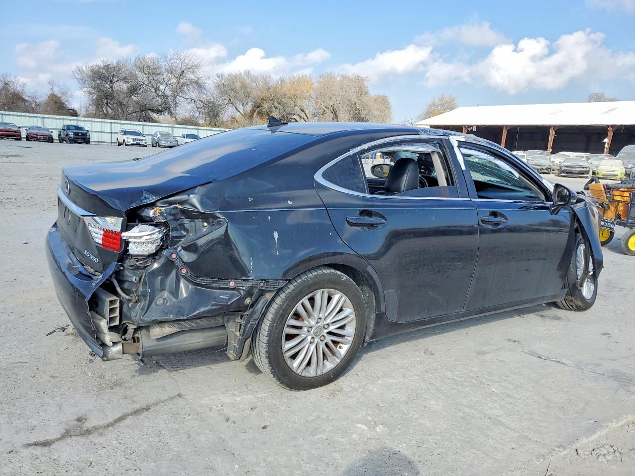 2013 Lexus Es - Фото 3
