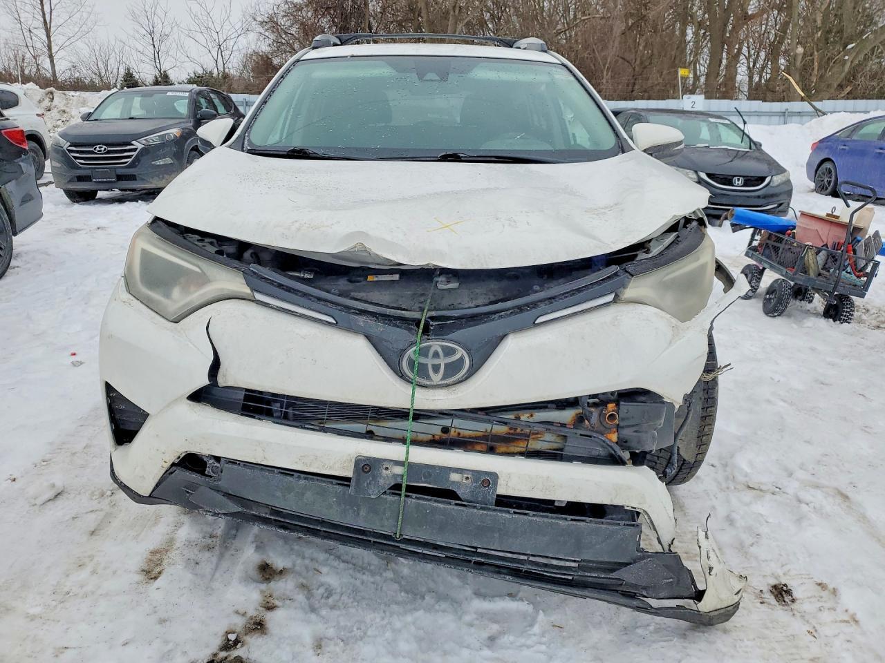 2017 Toyota Rav4 Le - Image 5